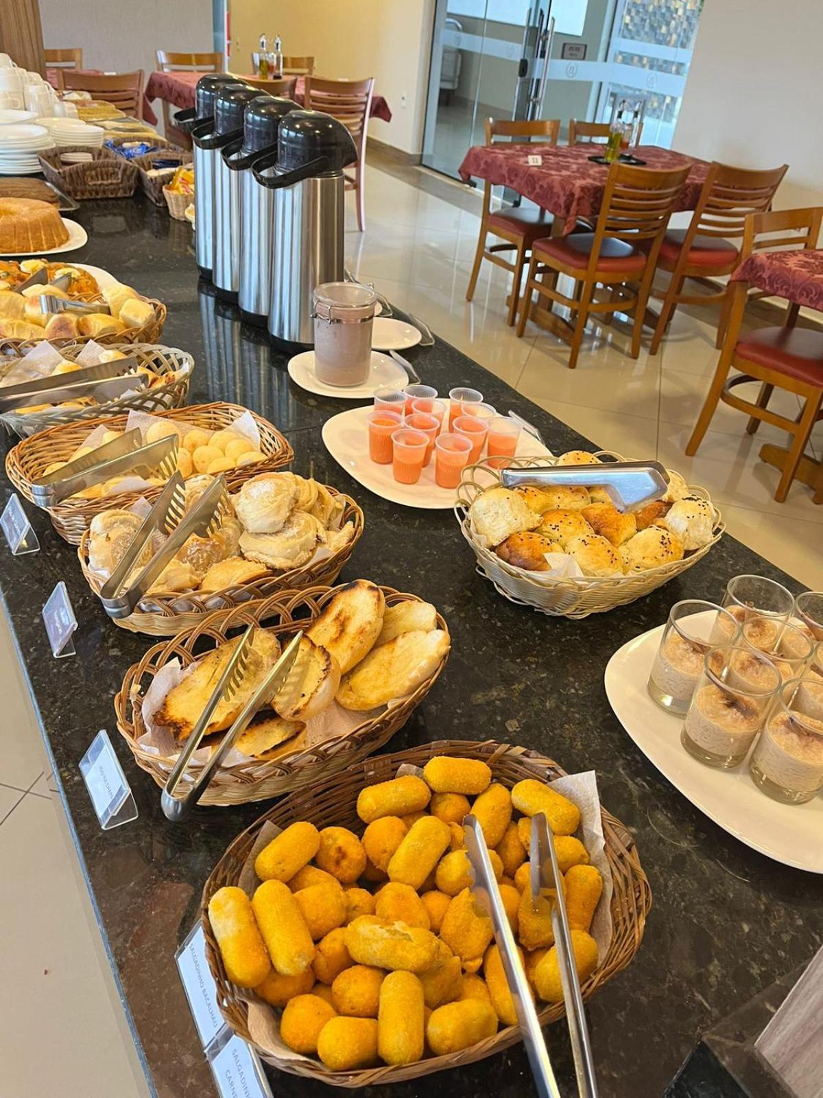 Business Park Hotel Hortolândia Eksteriør billede